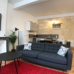 Дава се под наем Двустаен апартамент в Пловдив, Въстанически - 65 кв.м за 326.4 € - Снимка #1