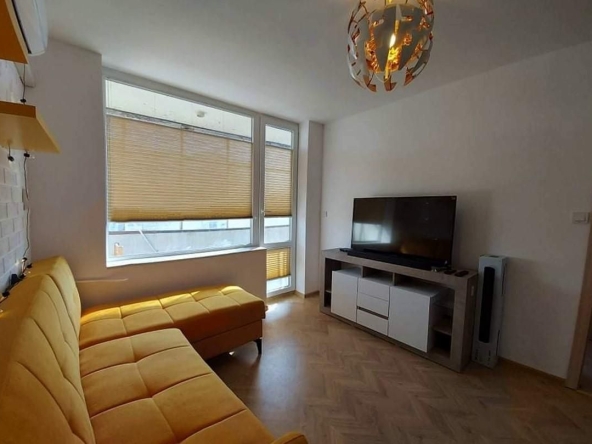 Дава се под наем Двустаен апартамент в София, Банишора - 46 кв.м за 500 € - Снимка #1