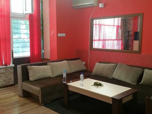 Дава се под наем Едностаен апартамент в Пловдив, Кючук Париж - 45 кв.м за 178.5 € - Снимка #1