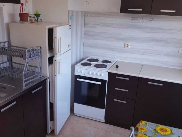 Дава се под наем Едностаен апартамент в София, Света Троица - 46 кв.м за 348.84 € - Снимка #1