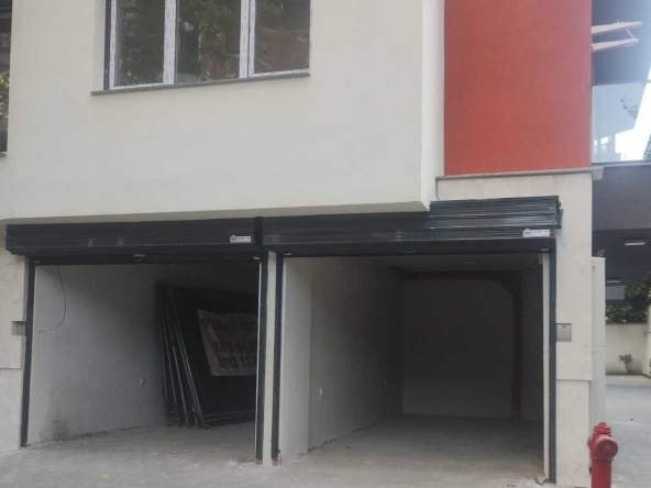 Дава се под наем Гараж / Паркомясто в Пловдив, Младежки Хълм - 15 кв.м за 109.65 € - Снимка #1
