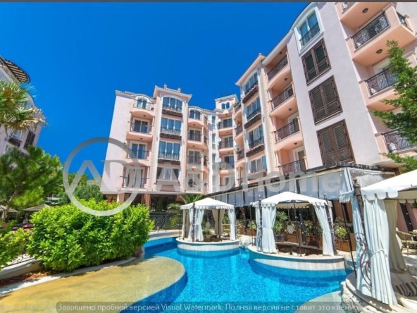 Двустаен апартамент в к.к. Слънчев бряг - 52 кв.м за 1327 €/кв.м - Снимка #1