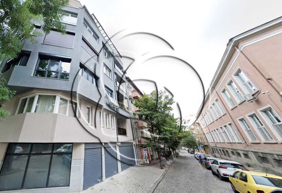 Дава се под наем Гараж / Паркомясто в София, Център - 24 кв.м за 90 € - Снимка #1