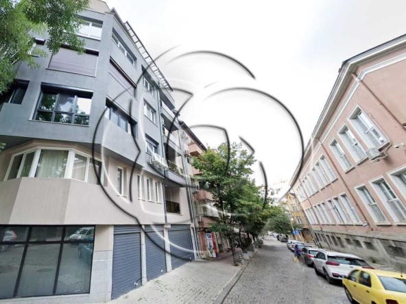 Дава се под наем Гараж / Паркомясто в София, Център - 24 кв.м за 100 € - Снимка #1