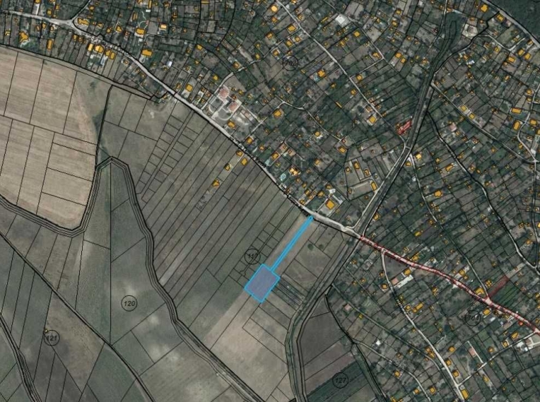 Земеделски имот в Хасково, Младежки хълм -  кв.м за 13 €/дка - Снимка #1