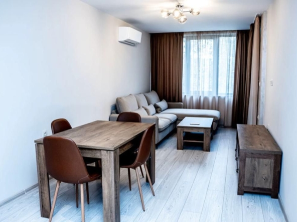 Дава се под наем Двустаен апартамент в Пловдив, Кючук Париж - 54 кв.м за 400 € - Снимка #1