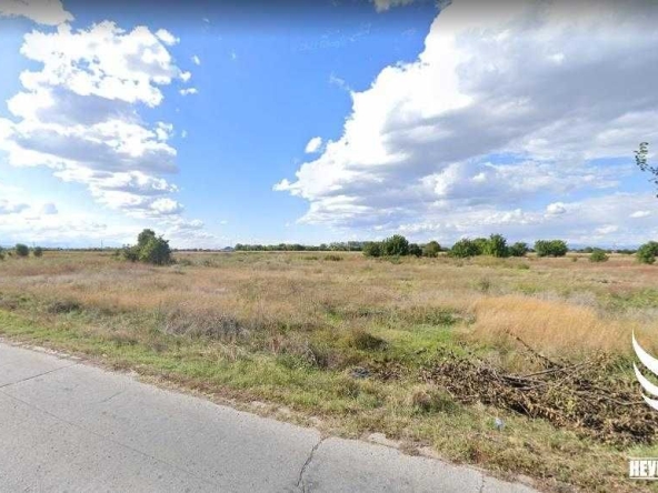 Земеделски имот в с. Ягодово, Област Пловдив -  кв.м за 11408 €/дка - Снимка #1