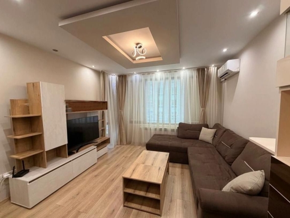 Двустаен апартамент в София, Дружба 2 - 72 кв.м за 1700 €/кв.м - Снимка #1