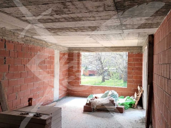 Двустаен апартамент в Асеновград - 78 кв.м за 412 €/кв.м - Снимка #1