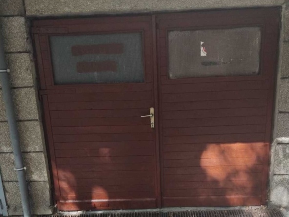 Дава се под наем Гараж / Паркомясто в София, Гео Милев - 20 кв.м за 250 € - Снимка #1