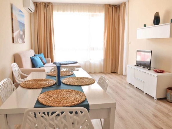 Дава се под наем Двустаен апартамент в Варна, Аспарухово - 65 кв.м за 648.21 € - Снимка #1