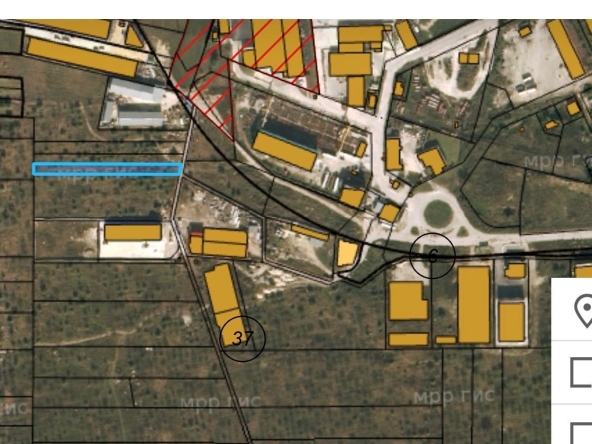 Парцел в Варна, Базар Левски - 1360 кв.м за 31 €/кв.м - Снимка #1