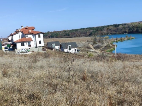 Парцел в с. Николаевка, Област Варна - 6200 кв.м за 11 €/кв.м - Снимка #1