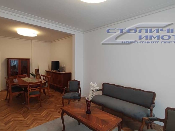 Дава се под наем Двустаен апартамент в София, Център - 75 кв.м за 765 € - Снимка #1