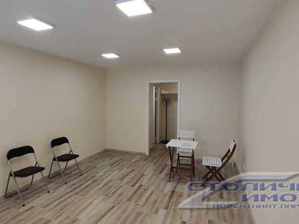 Дава се под наем Магазин в София, Център - 31 кв.м за 433.5 € - Снимка #1