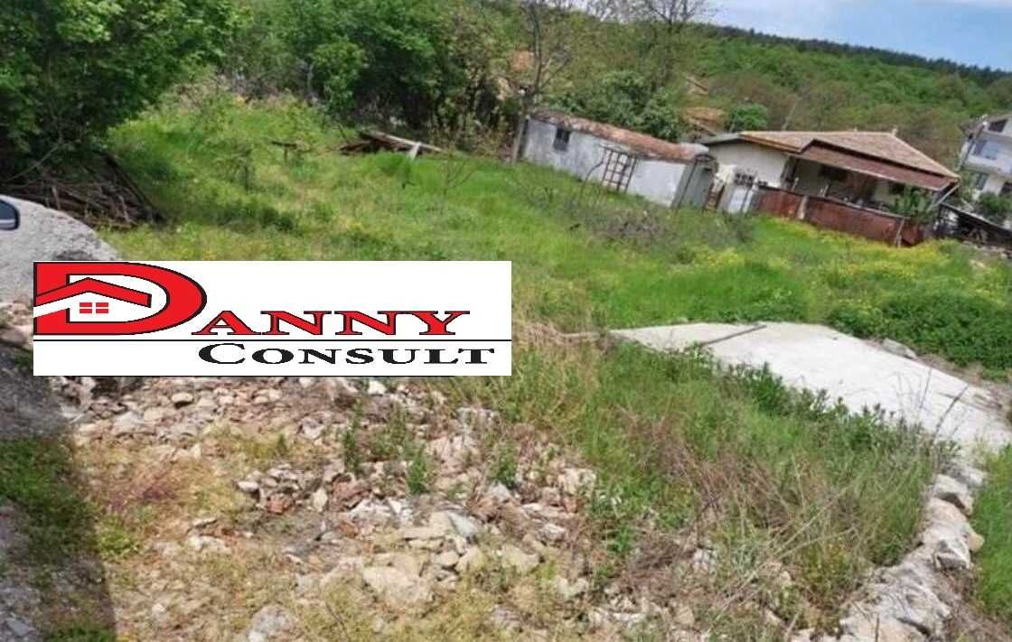 Парцел в Велико Търново, Акация - 600 кв.м за 27 €/кв.м - Снимка #1