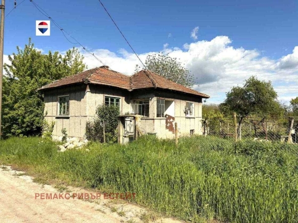 Къща в с. Тетово, Област Русе - 80 кв.м за 147 €/кв.м - Снимка #1
