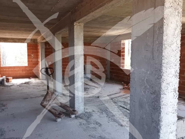 Тристаен апартамент в Асеновград - 106 кв.м за 385 €/кв.м - Снимка #1