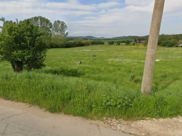 Парцел в с. Саранци, Област София-област - 2652 кв.м за 35 €/кв.м - Снимка #1