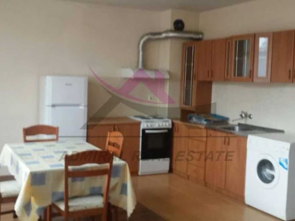 Дава се под наем Тристаен апартамент в Варна, Колхозен пазар - 75 кв.м за 350 € - Снимка #1