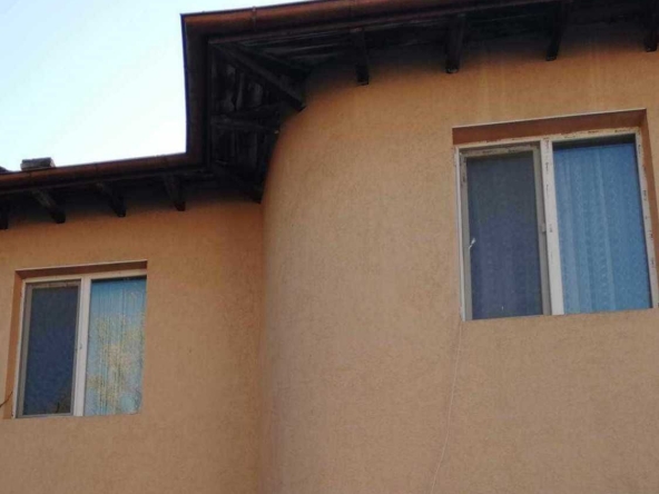 Етаж от къща в Свиленград - 70 кв.м за 1072 €/кв.м - Снимка #1