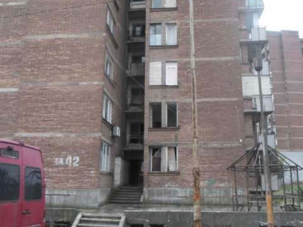 Едностаен апартамент в Гълъбово - 34 кв.м за 90 €/кв.м - Снимка #1