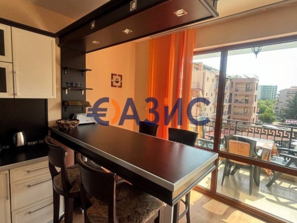 Тристаен апартамент в к.к. Слънчев бряг - 92 кв.м за 1077 €/кв.м - Снимка #1