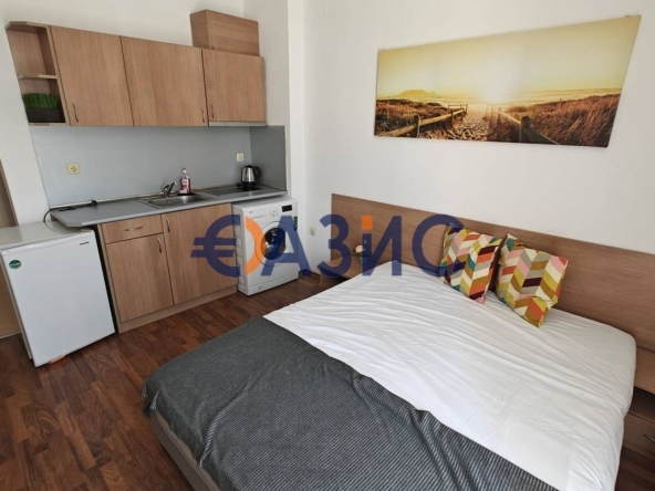 Едностаен апартамент в к.к. Слънчев бряг - 32 кв.м за 1407 €/кв.м - Снимка #1