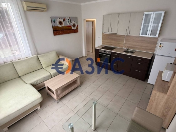 Тристаен апартамент в с. Равда, Област Бургас - 72 кв.м за 1528 €/кв.м - Снимка #1
