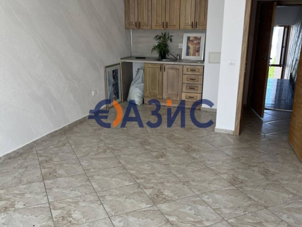 Двустаен апартамент в к.к. Слънчев бряг - 67 кв.м за 1314 €/кв.м - Снимка #1