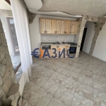 Двустаен апартамент в к.к. Слънчев бряг - 69 кв.м за 1290 €/кв.м - Снимка #1