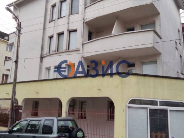 Хотел в Приморско - 720 кв.м за 471 €/кв.м - Снимка #1