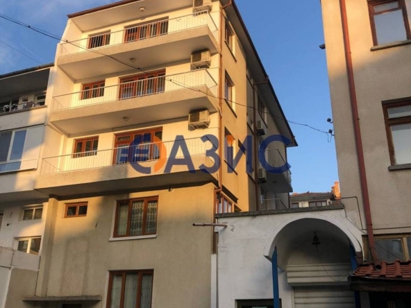 Четиристаен апартамент в Несебър - 138 кв.м за 1051 €/кв.м - Снимка #1