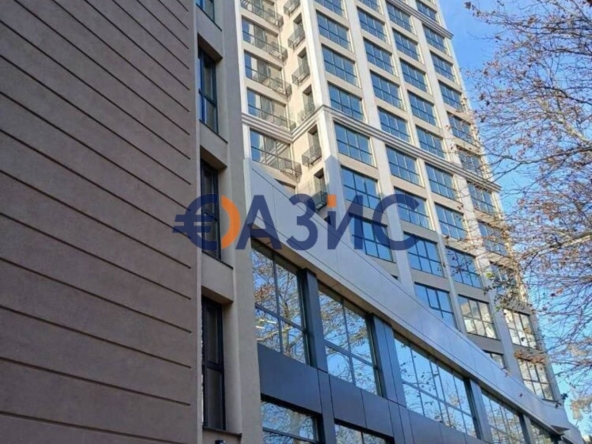 Тристаен апартамент в Бургас, Център - 99 кв.м за 1494 €/кв.м - Снимка #1