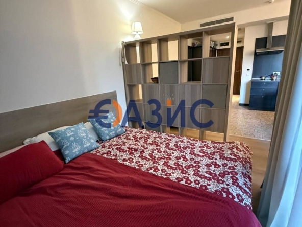 Едностаен апартамент в к.к. Слънчев бряг - 51 кв.м за 730 €/кв.м - Снимка #1