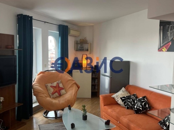 Двустаен апартамент в Свети Влас - 98 кв.м за 583 €/кв.м - Снимка #1