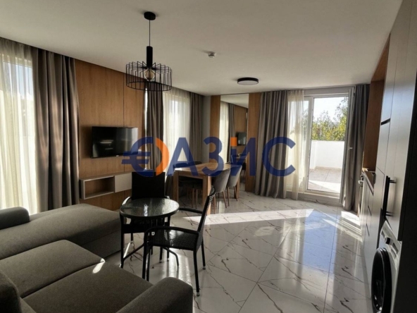 Двустаен апартамент в к.к. Слънчев бряг - 102 кв.м за 1488 €/кв.м - Снимка #1