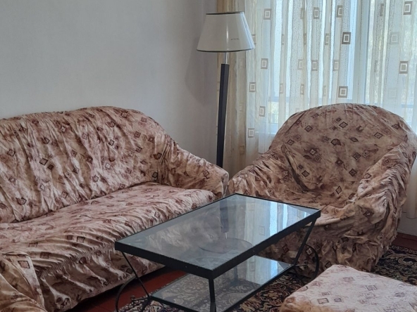 Тристаен апартамент в Велико Търново, Център - 64 кв.м за 1329 €/кв.м - Снимка #1