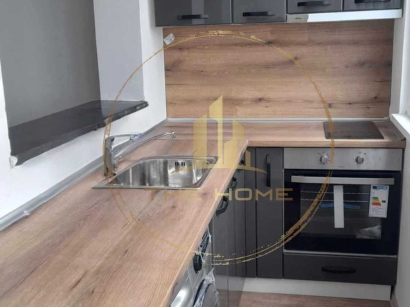 Дава се под наем Тристаен апартамент в Варна, Възраждане 4 - 90 кв.м за 450 € - Снимка #1