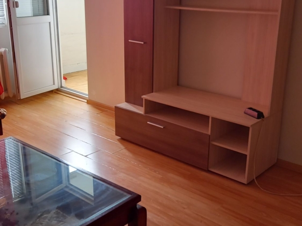 Дава се под наем Двустаен апартамент в Плевен, Дружба 1 - 48 кв.м за 229.5 € - Снимка #1