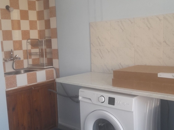 Дава се под наем Двустаен апартамент в Велико Търново, Картала - 54 кв.м за 280.5 € - Снимка #1