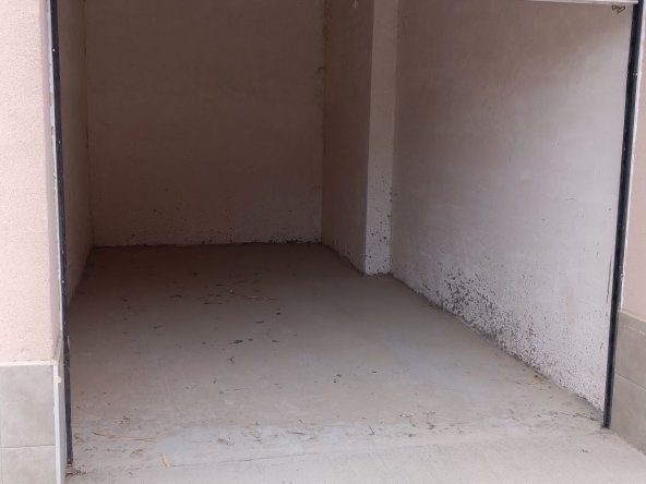 Дава се под наем Гараж / Паркомясто в Пловдив, Прослав - 21 кв.м за 112.2 € - Снимка #1