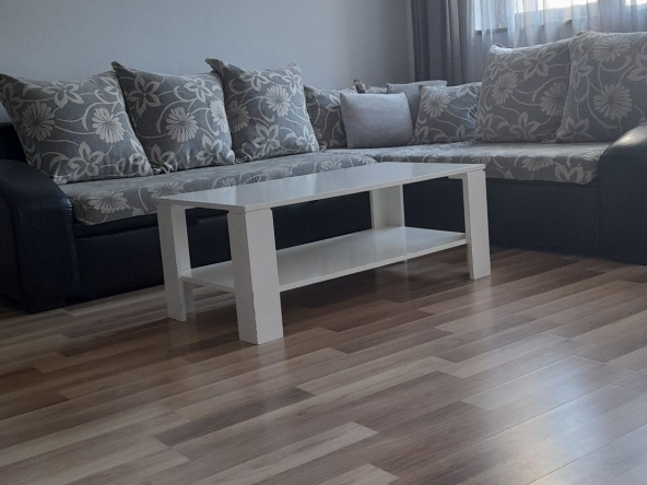 Дава се под наем Двустаен апартамент в Пловдив, Тракия - 75 кв.м за 328.95 € - Снимка #1