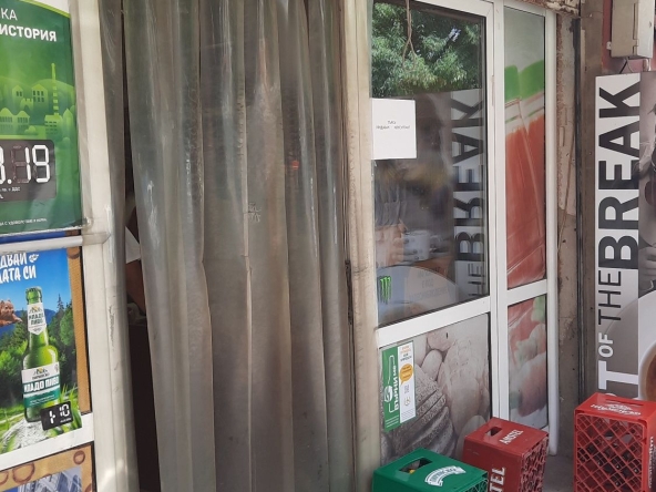 Дава се под наем Магазин в Варна, Христо Ботев - 100 кв.м за 561 € - Снимка #1