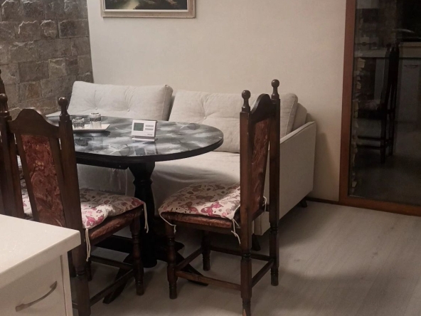 Дава се под наем Къща в с. Гецово, Област Разград - 100 кв.м за 598.23 € - Снимка #1