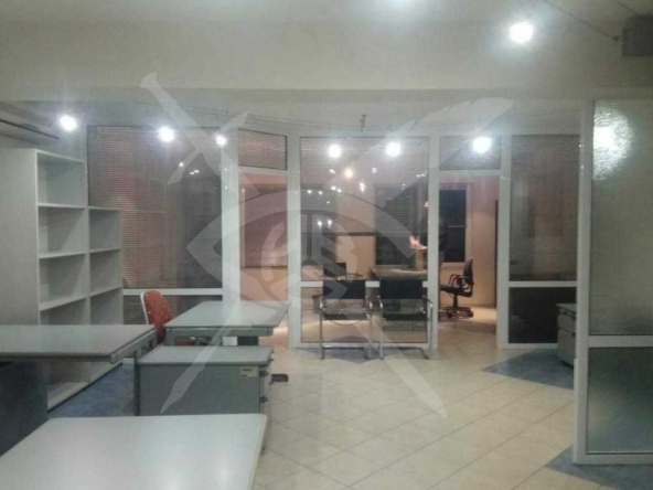 Дава се под наем Офис в Пловдив, Център - 72 кв.м за 488.58 € - Снимка #1