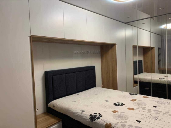 Тристаен апартамент в Бургас, Център - 145 кв.м за 1161 €/кв.м - Снимка #1