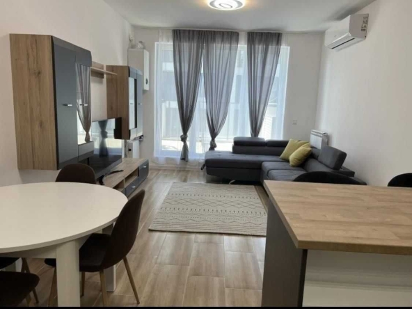Тристаен апартамент в София, Младост 3 - 102 кв.м за 1785 €/кв.м - Снимка #1