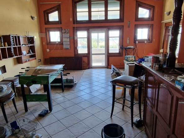 Къща в с. Енина, Област Стара Загора - 732 кв.м за 711 €/кв.м - Снимка #1