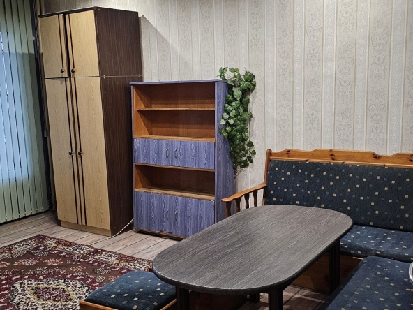 Дава се под наем Тристаен апартамент в Пловдив, Тракия - 97 кв.м за 548.25 € - Снимка #1